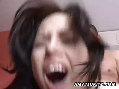 Blowjob ពីទារកនិងការរួមភេទនៅលើគ្រែ