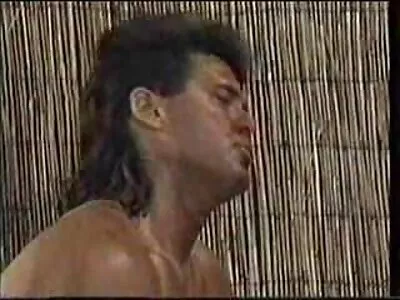 ប្រ៊ុយណេក្តៅស្អុះស្អាប់
