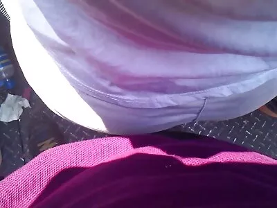 ក្បាលតូច GF លេងជាមួយតុក្កតា